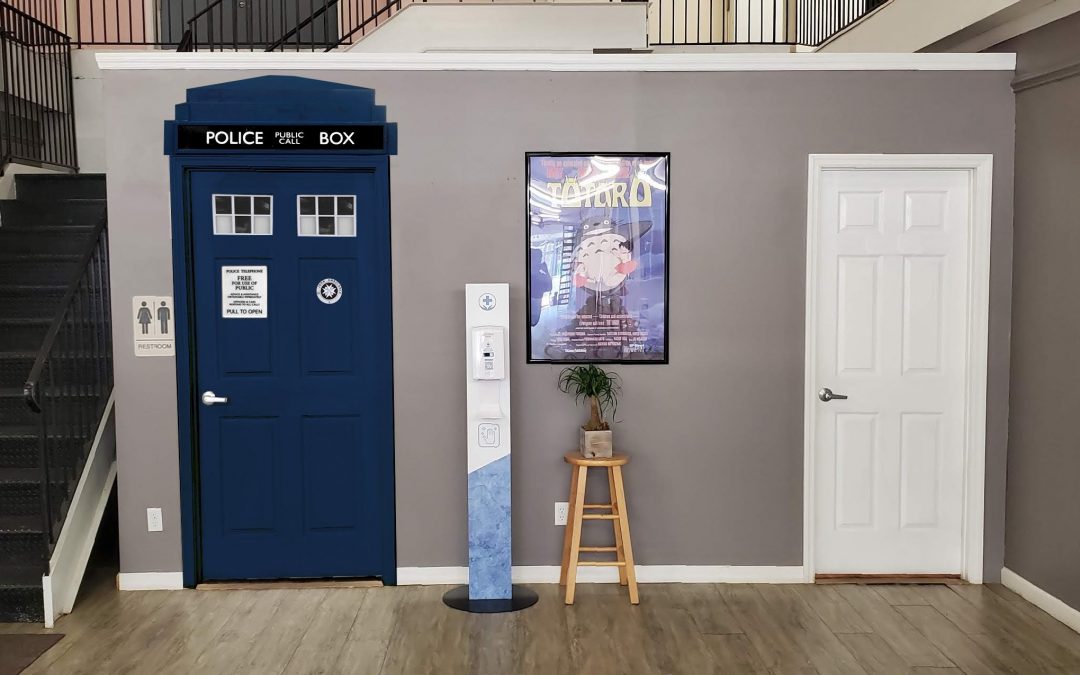 Restroom TARDIS previz